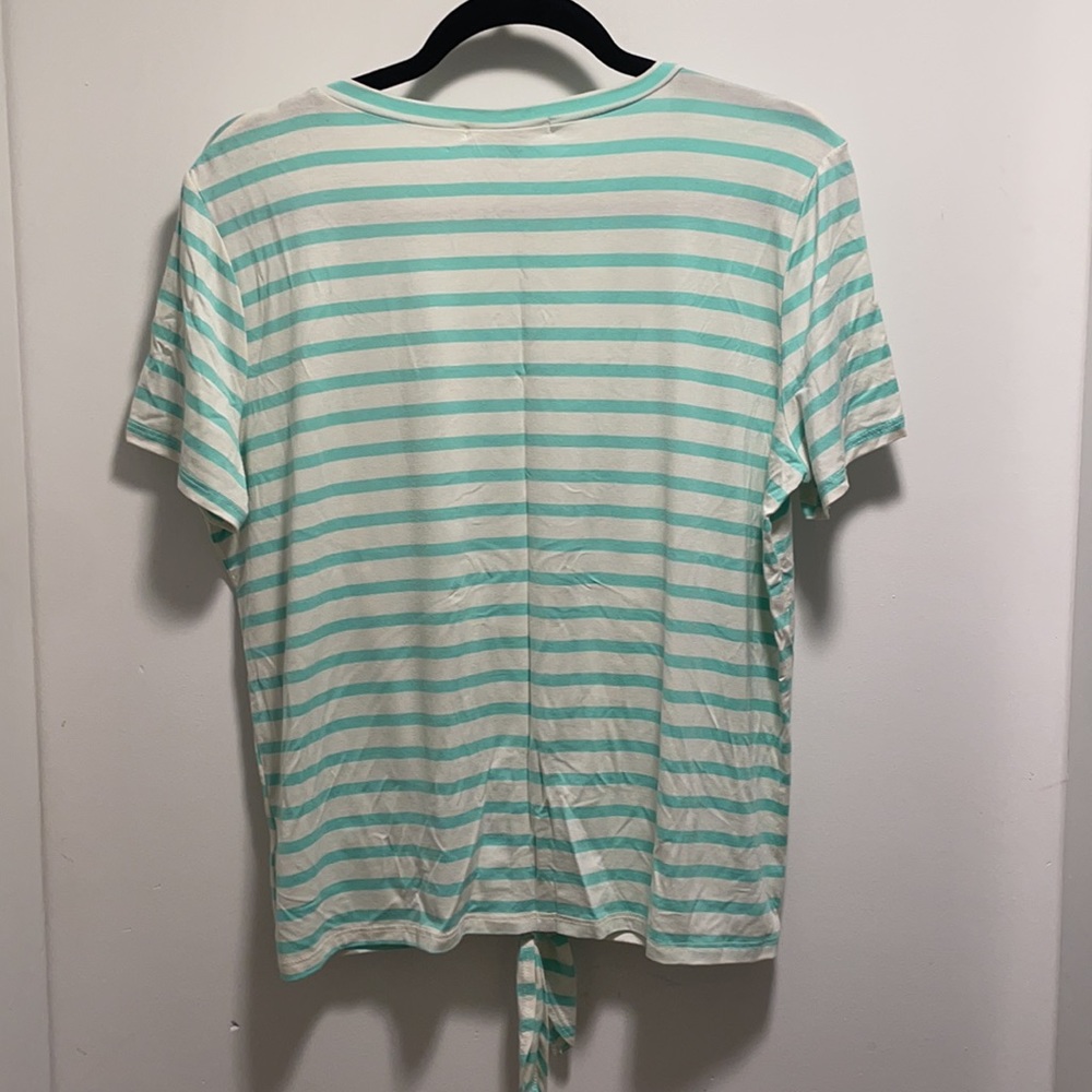 Green Envelope Tee - Picture 4 of 4